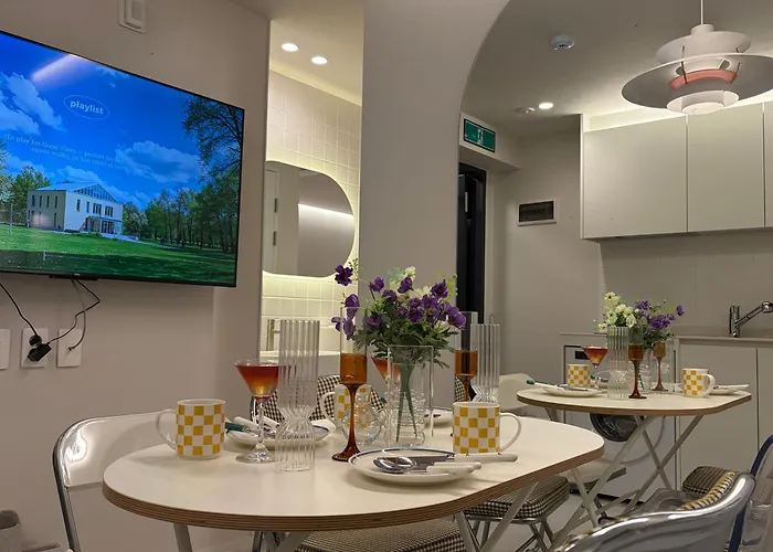 But Seongsu Aparthotel 4*