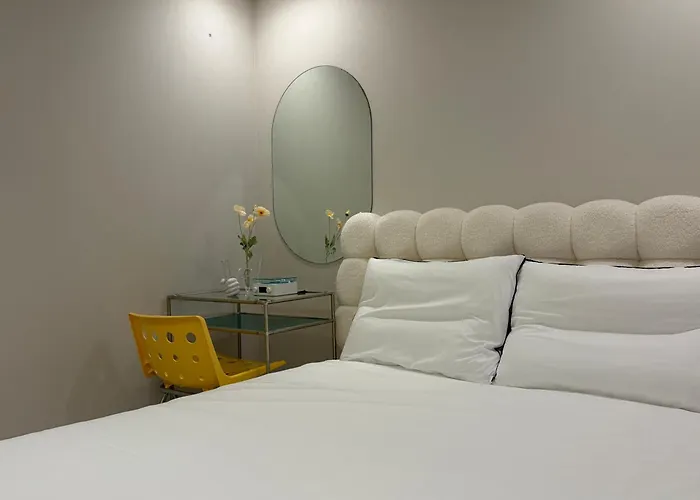 But Seongsu Aparthotel 4*